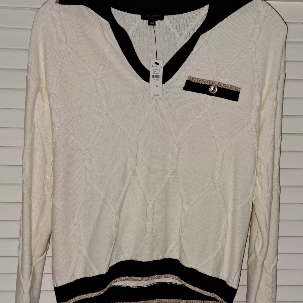 Talbots V-Neck Sweater in Cream and Black